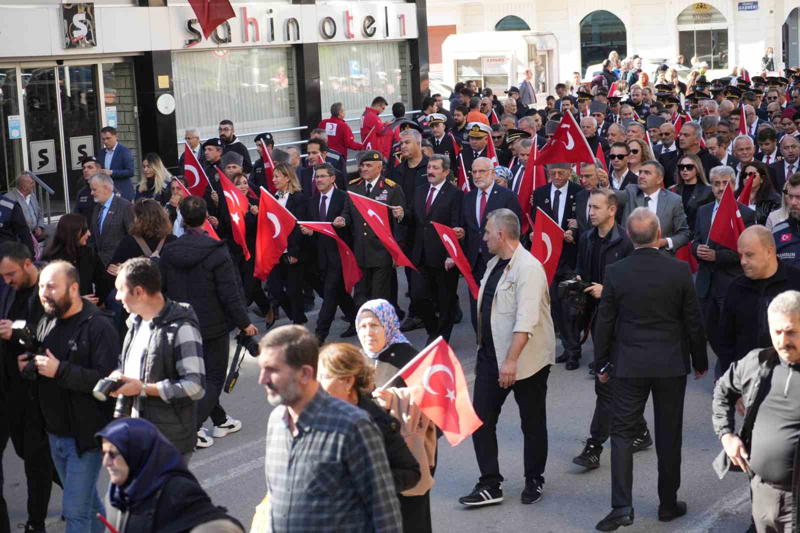 Samsun’da ’Cumhuriyet’ yürüyüşü
