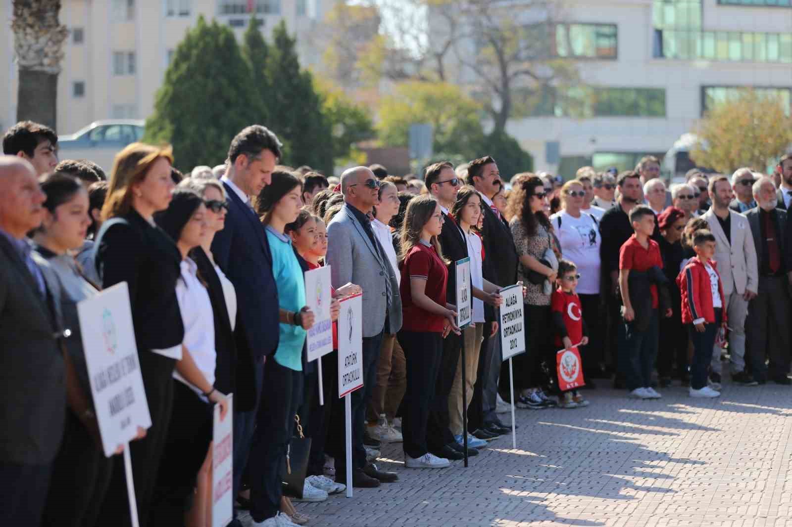 Aliağa’da Cumhuriyet’in 101’inci yılı kutlamaları başladı
