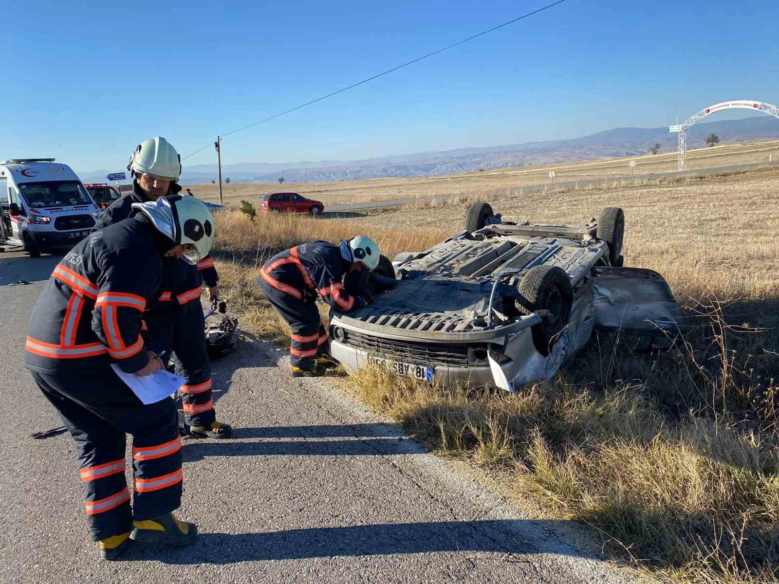 Çankırı’da iki otomobil çarpıştı: 9 yaralı
