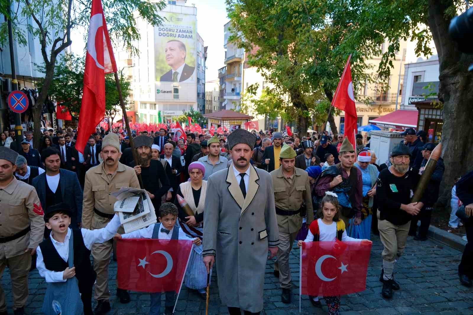 Trabzon’da Cumhuriyet için yürüdüler
