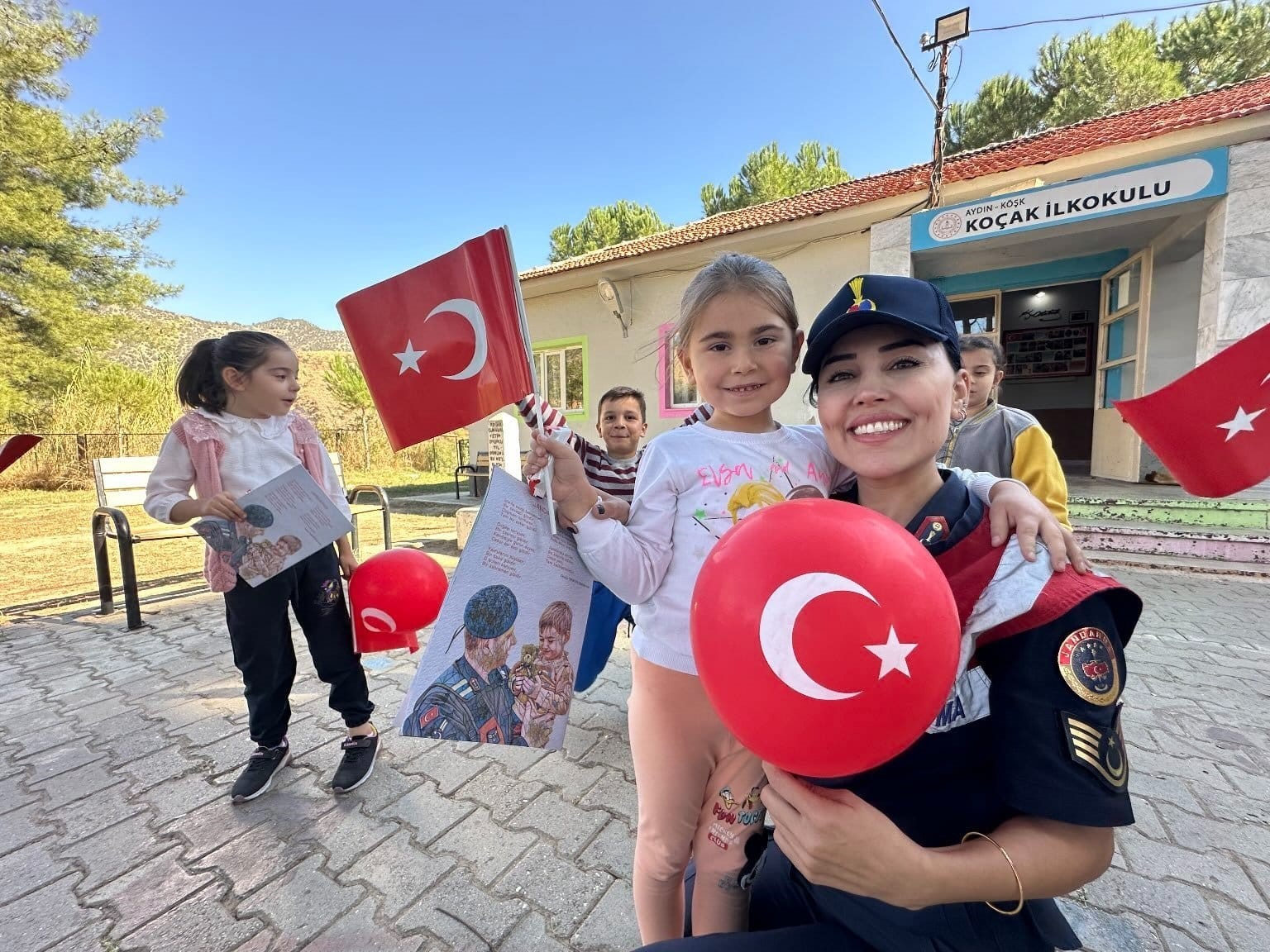 Köşk’te öğrencilere ağaç sevgisi aşılandı
