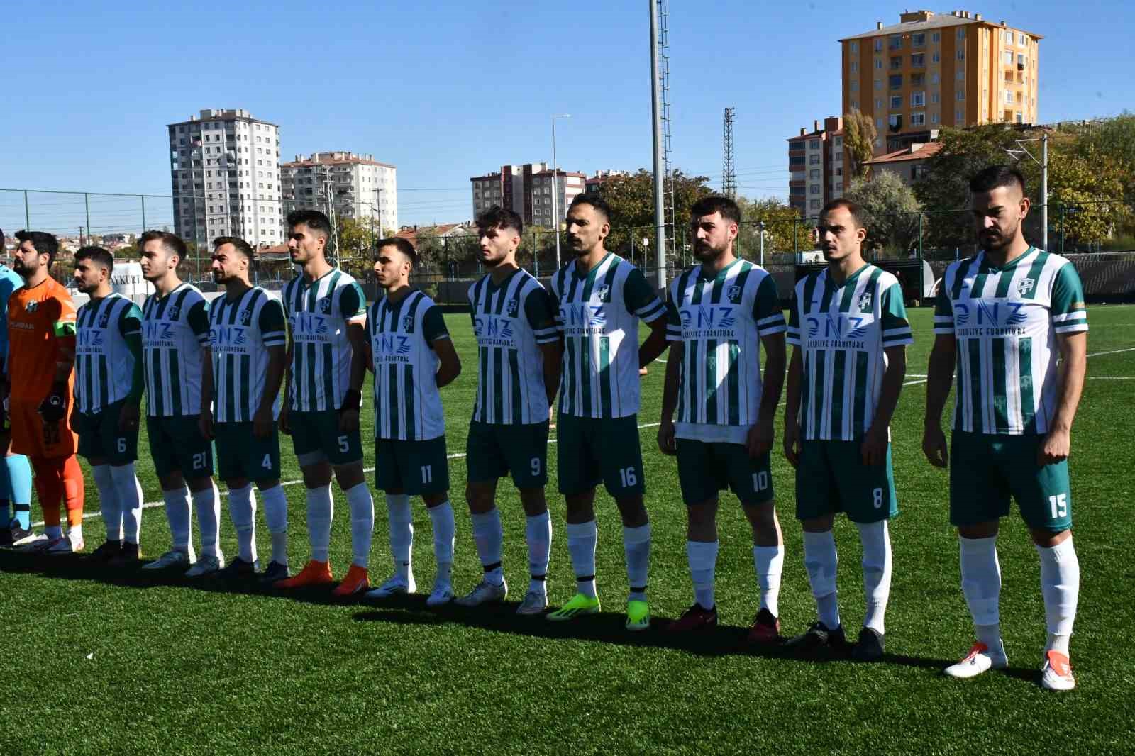 Kayseri Şeker Süper Amatör Küme: Argıncıkspor: 4 - 1966 Turanspor: 2
