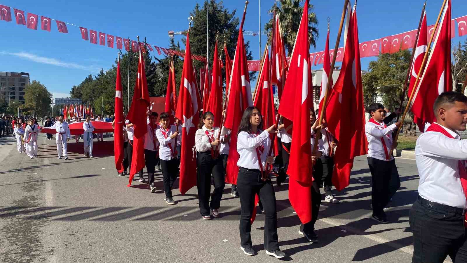 29 Ekim Cumhuriyet Bayramı Adıyaman’da coşkuyla kutlandı
