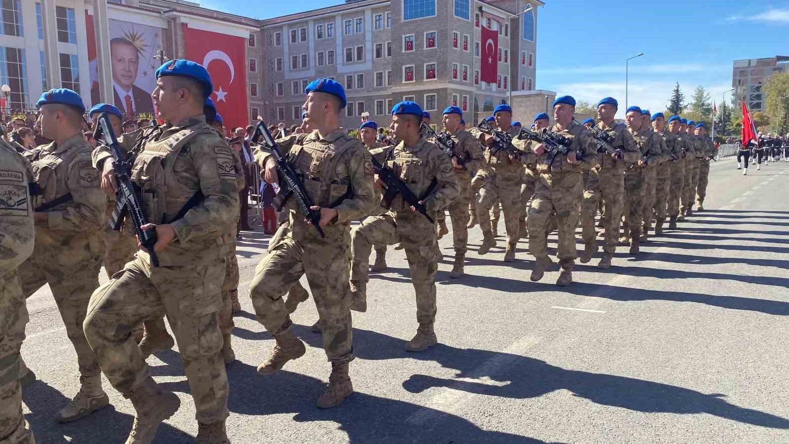 29 Ekim Cumhuriyet Bayramı Adıyaman’da coşkuyla kutlandı
