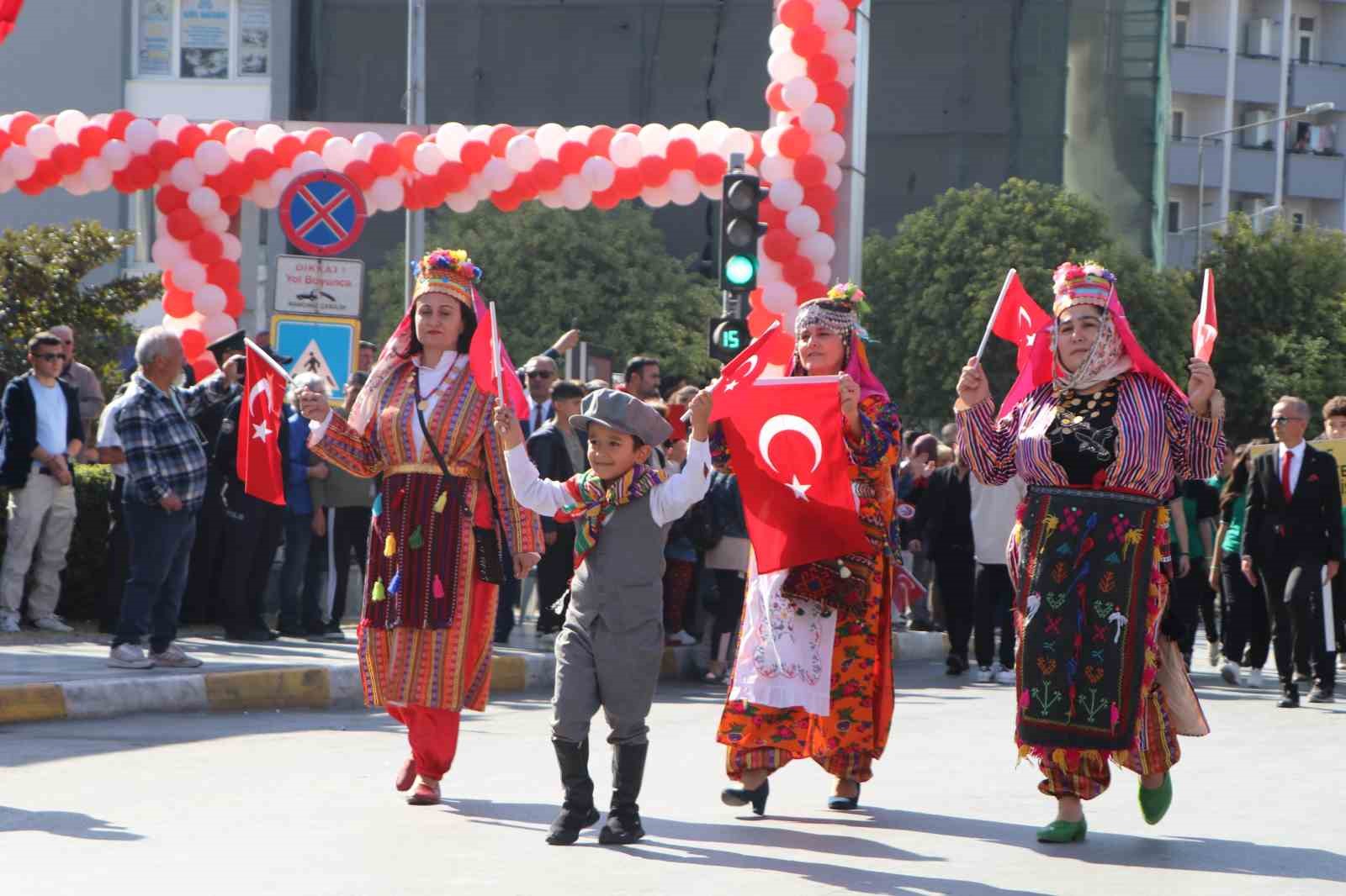 Söke’de coşkulu cumhuriyet kutlaması
