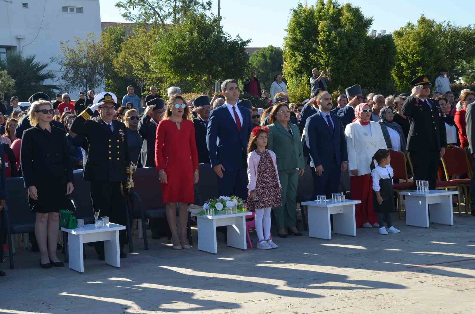 Didim’de 29 Ekim Cumhuriyet Bayramı renkli görüntülerle kutlandı
