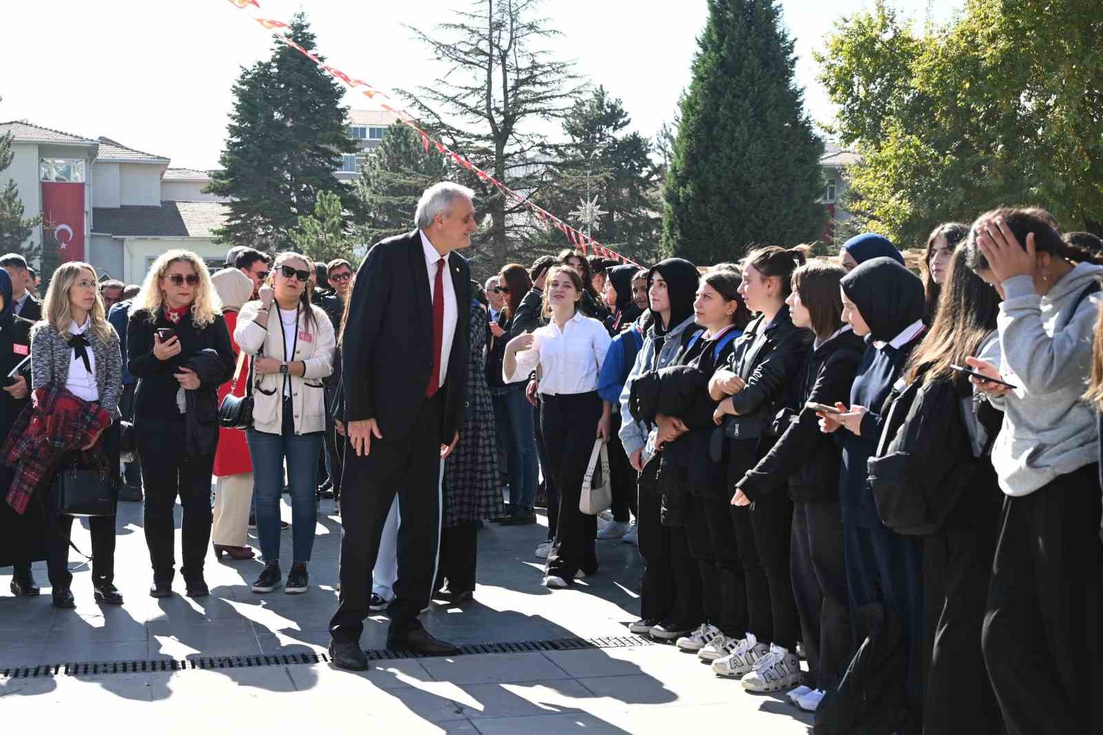 Cumhuriyet’in 101. yaşı Bozüyük’te çeşitli etkinliklerle kutlanıyor
