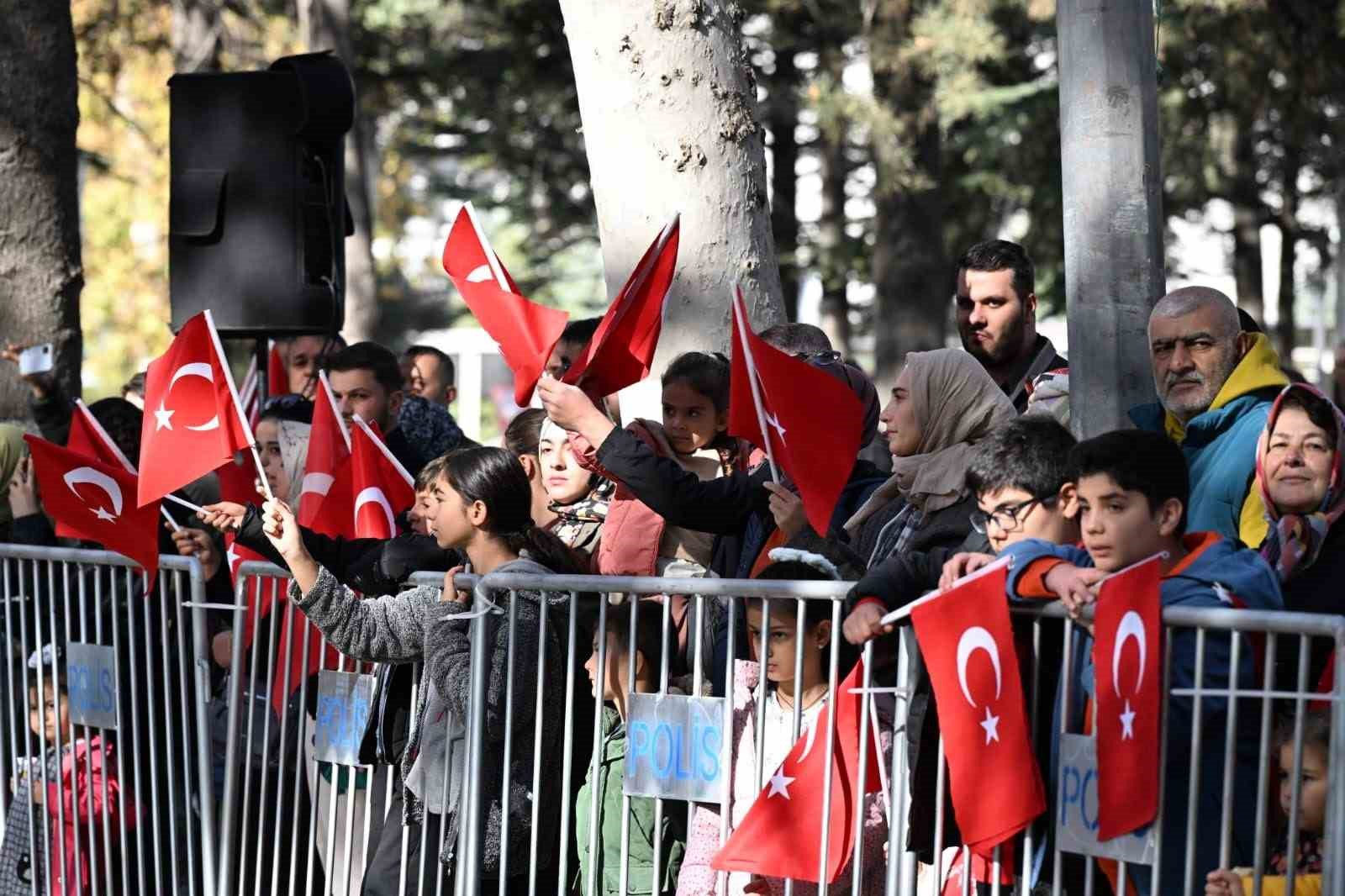 Deprem bölgesi Malatya’da 29 Ekim Cumhuriyet Bayramı Coşkusu
