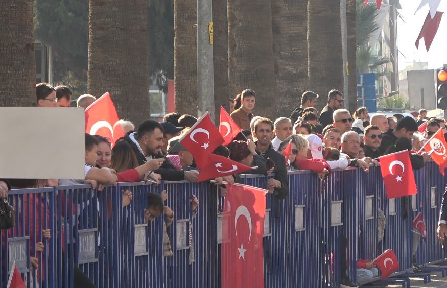 Denizli’de Cumhuriyetin 101. yılı coşkuyla kutlandı
