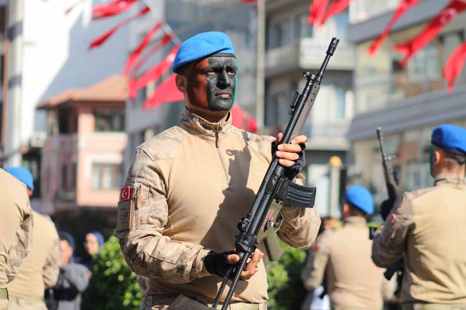 Aydın’da 29 Ekim Cumhuriyet Bayramı coşkuyla kutlandı
