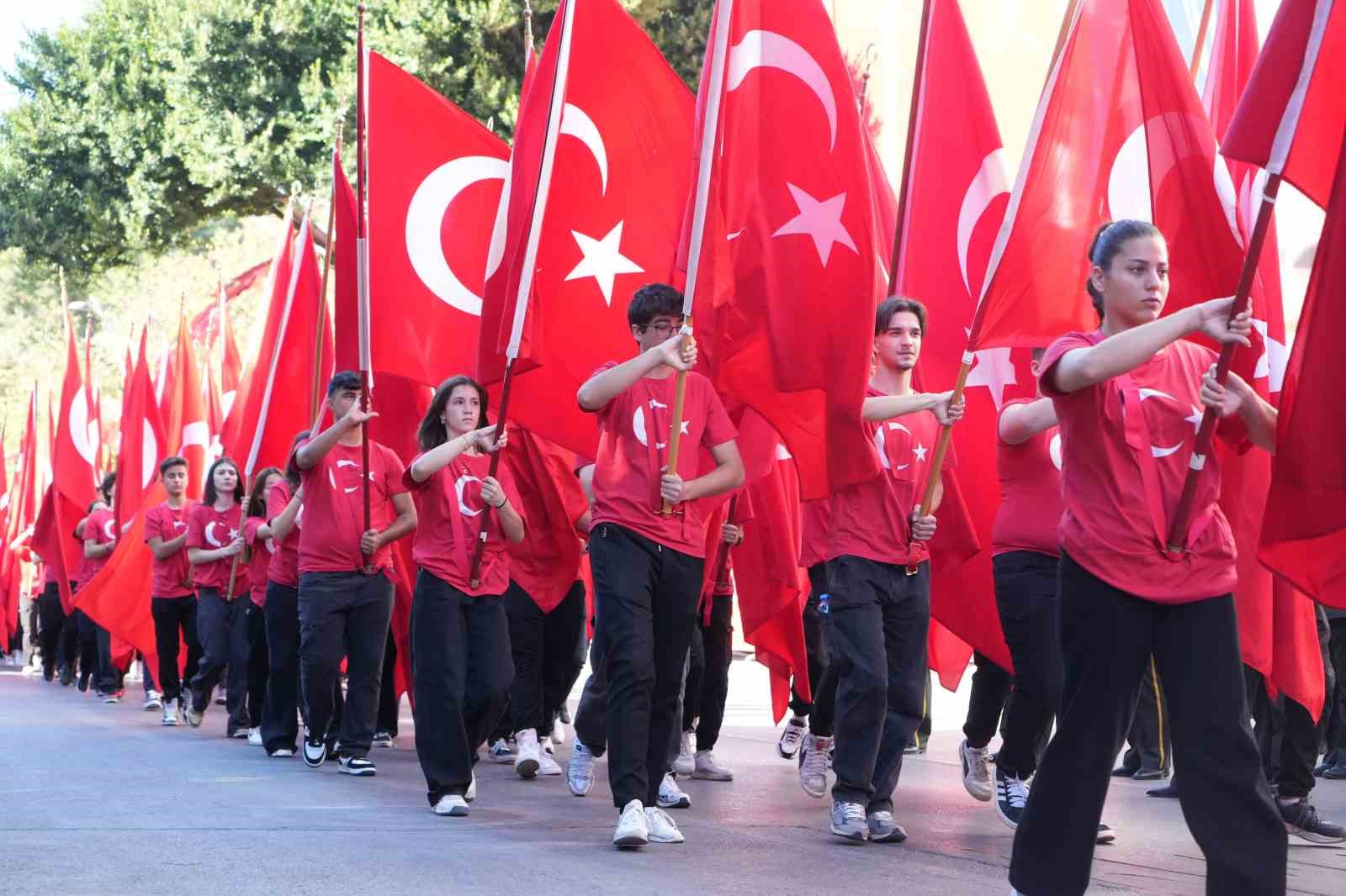 Antalya’da Cumhuriyet coşkusu
