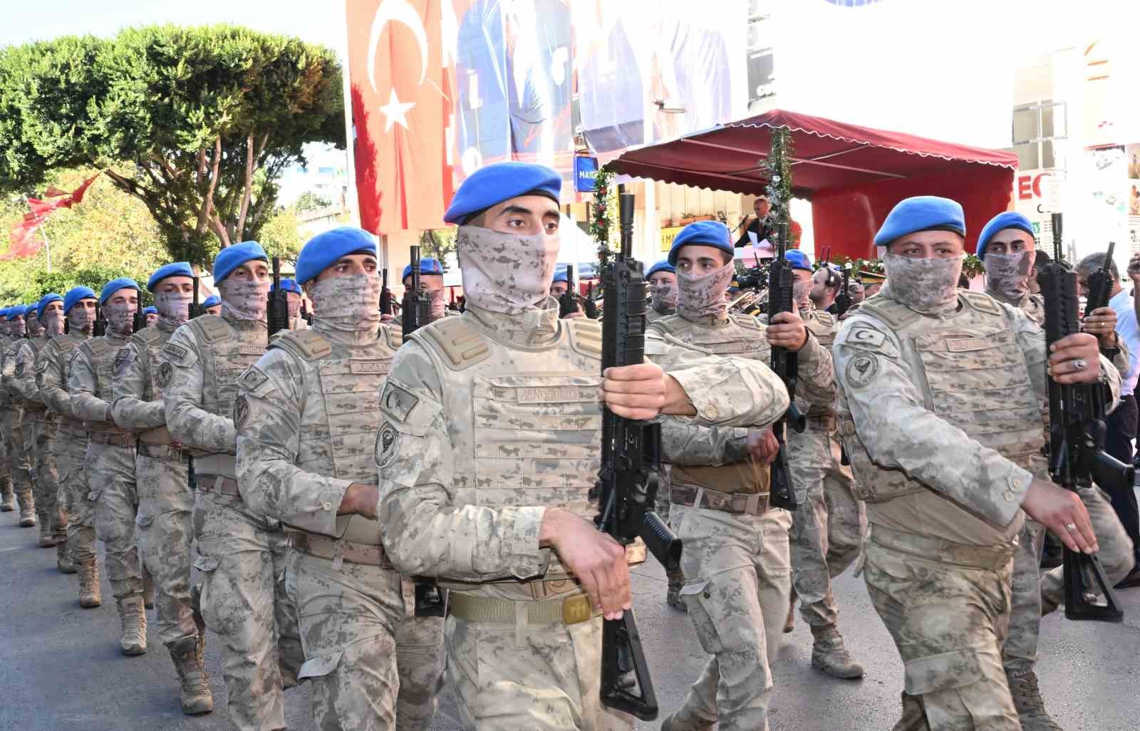 Antalya’da Cumhuriyet coşkusu
