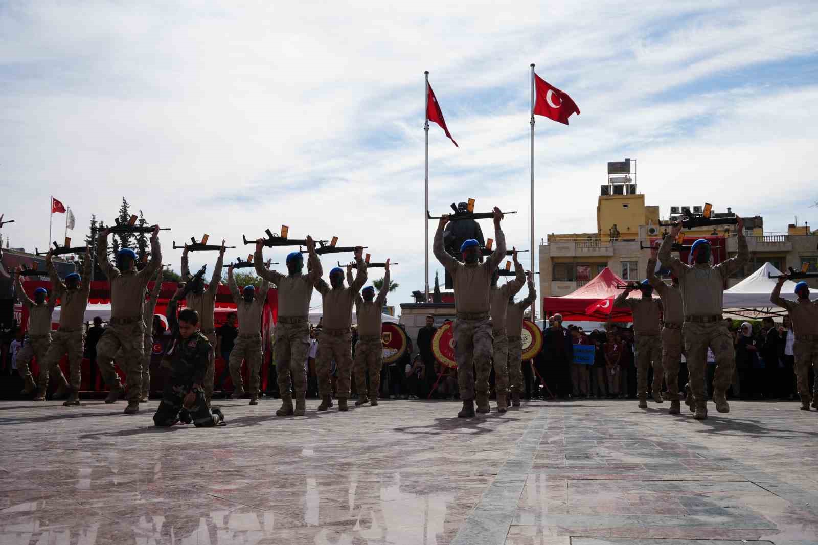 Kilis’te 29 Ekim coşkusu
