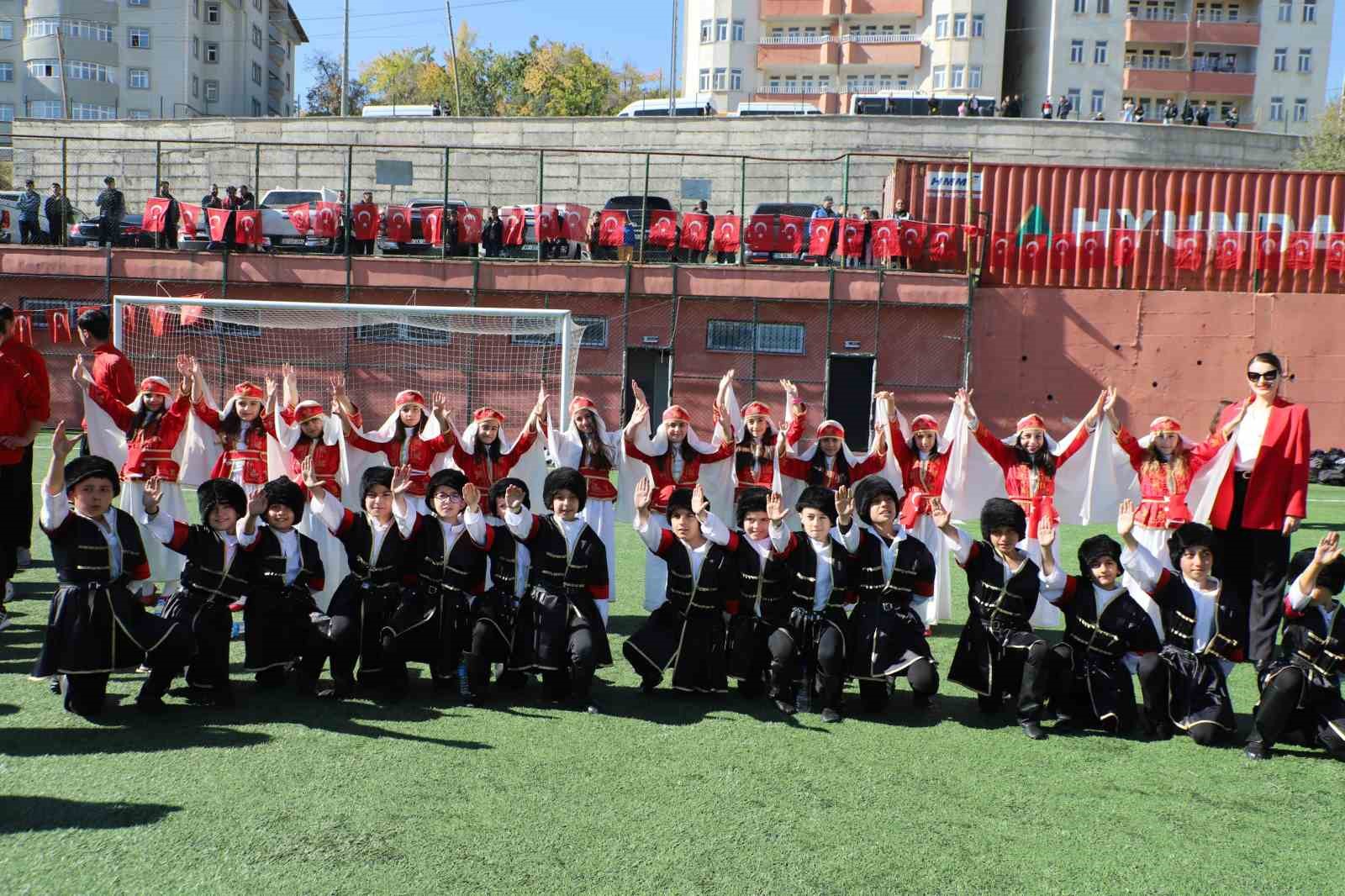 Hakkari’de Cumhuriyet Bayramı coşkusu
