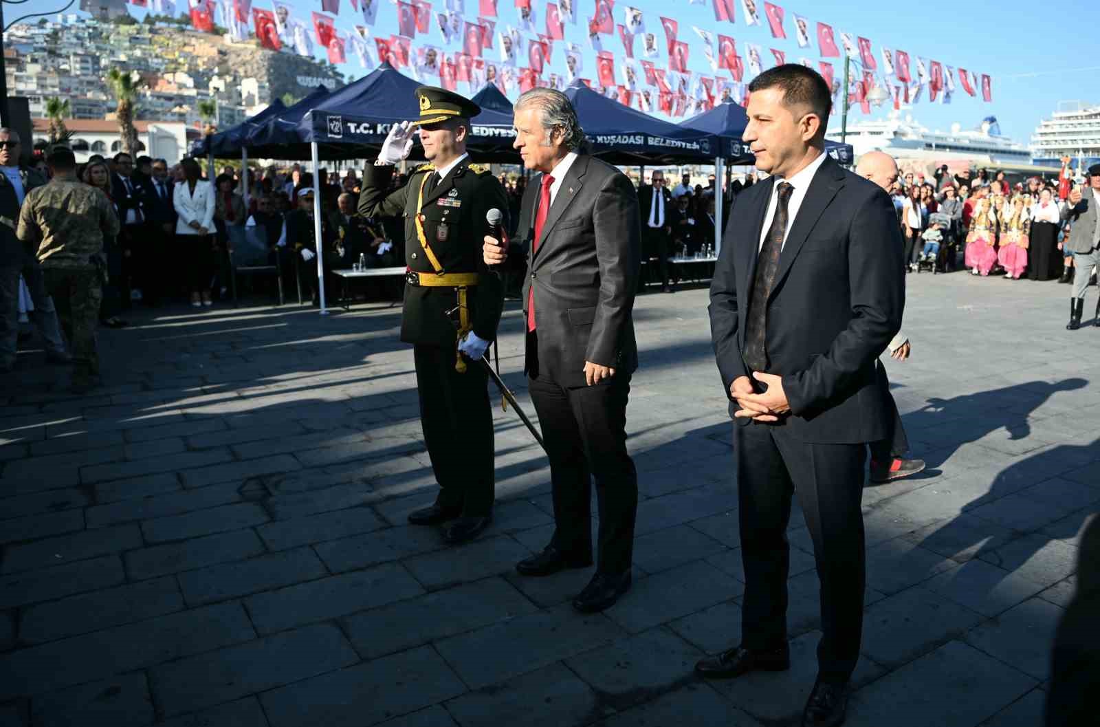 Kuşadası’nda Cumhuriyet Bayramı coşkuyla kutlandı
