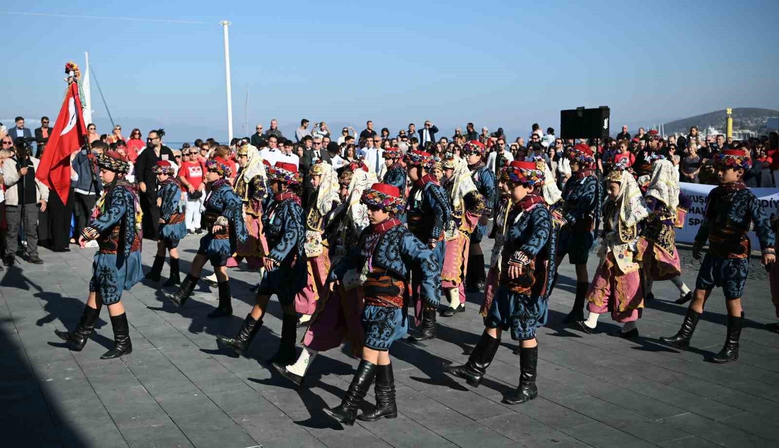 Kuşadası’nda Cumhuriyet Bayramı coşkuyla kutlandı
