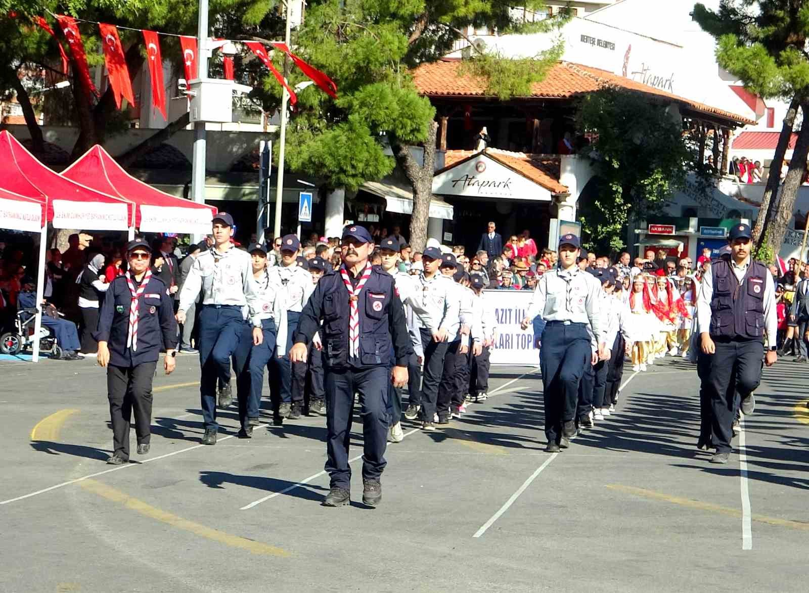 Muğla’da cumhuriyetin 101. yılı coşkuyla kutlandı
