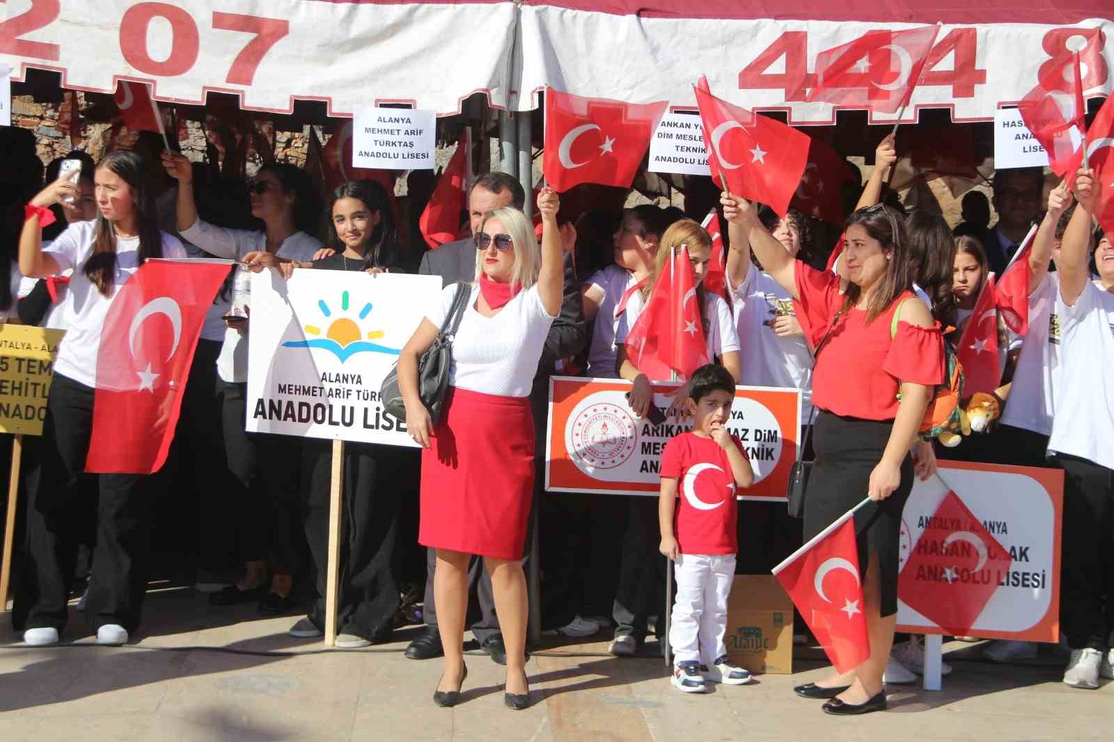 Alanya’da Cumhuriyet Bayramı coşkuyla kutlandı
