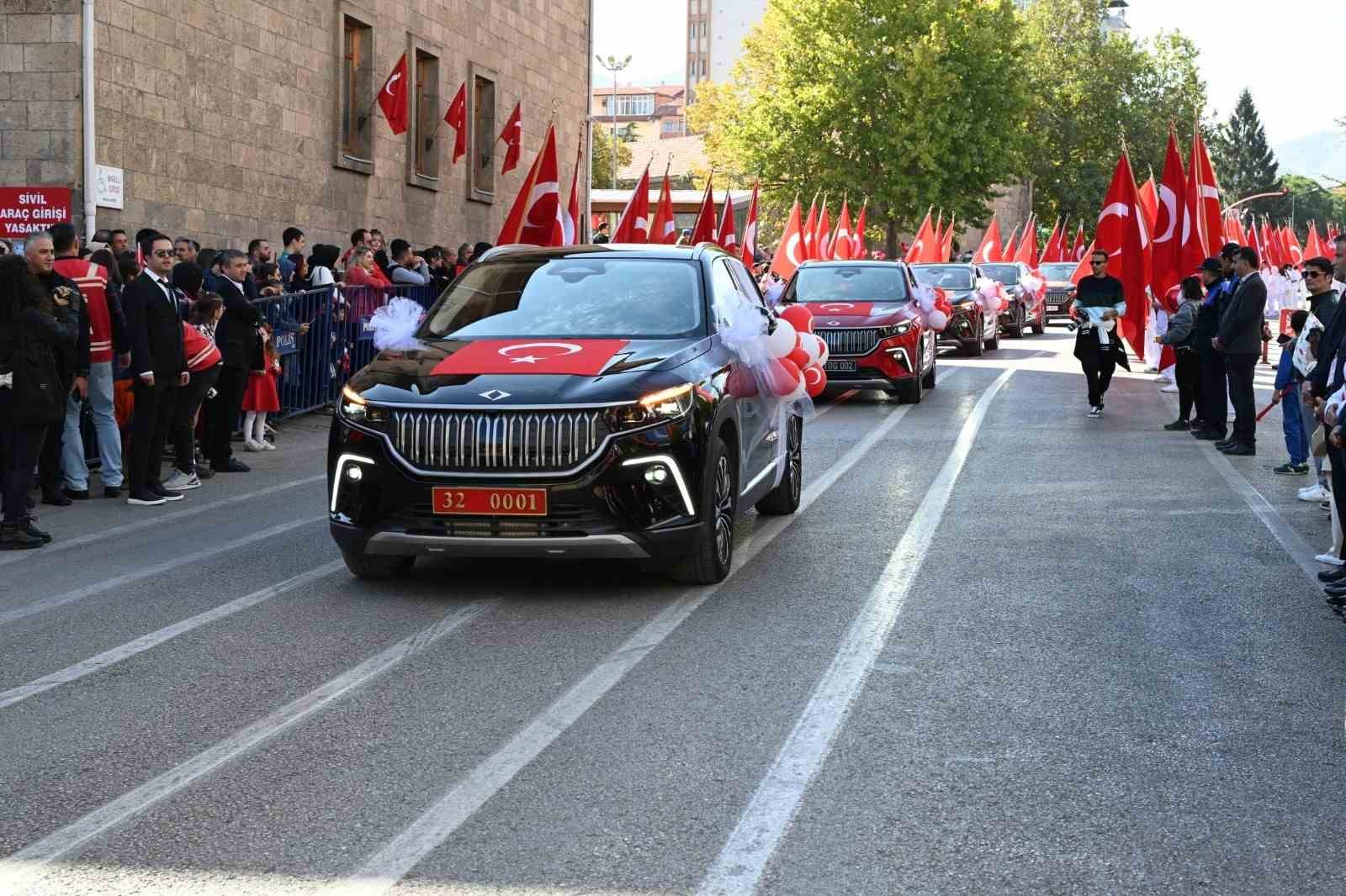 Isparta’da Cumhuriyetin 101’inci yılı coşkuyla kutlandı
