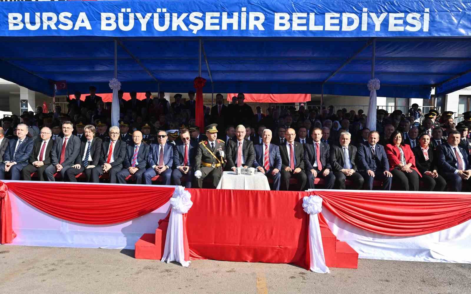 Cumhuriyet Bayramı’nda Bursa’da coşkulu kutlamalar
