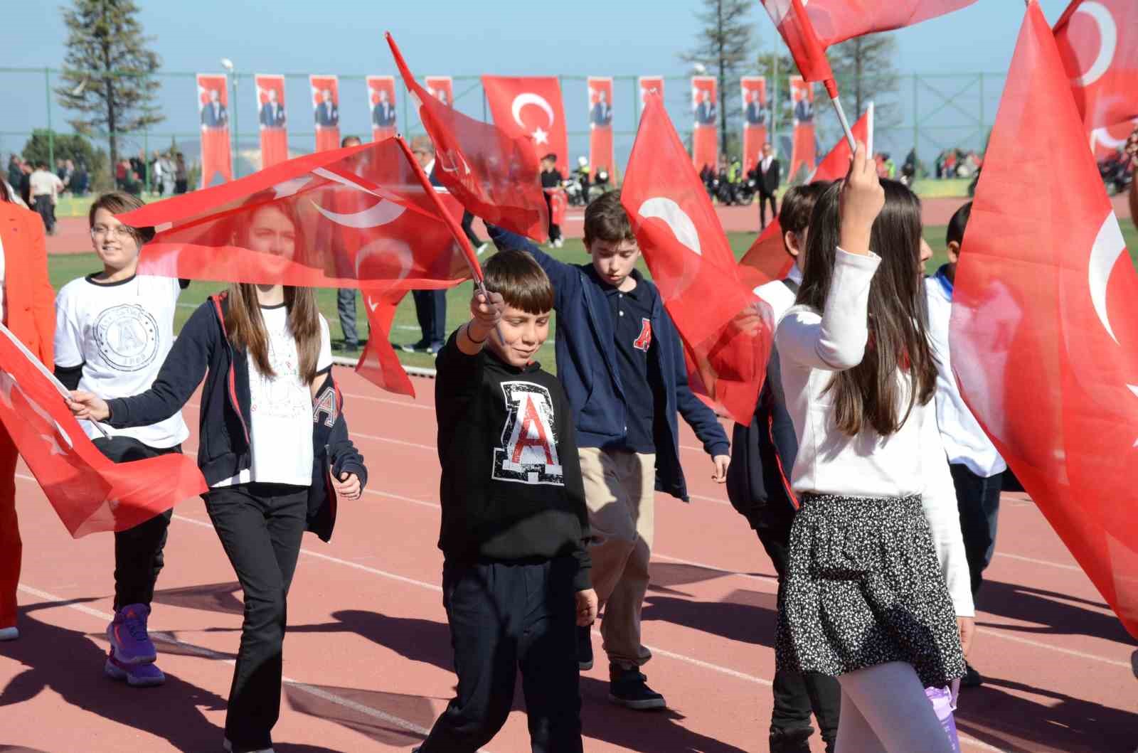 Anadolu Kadınları’nın gösterisi 29 Ekim’e damga vurdu
