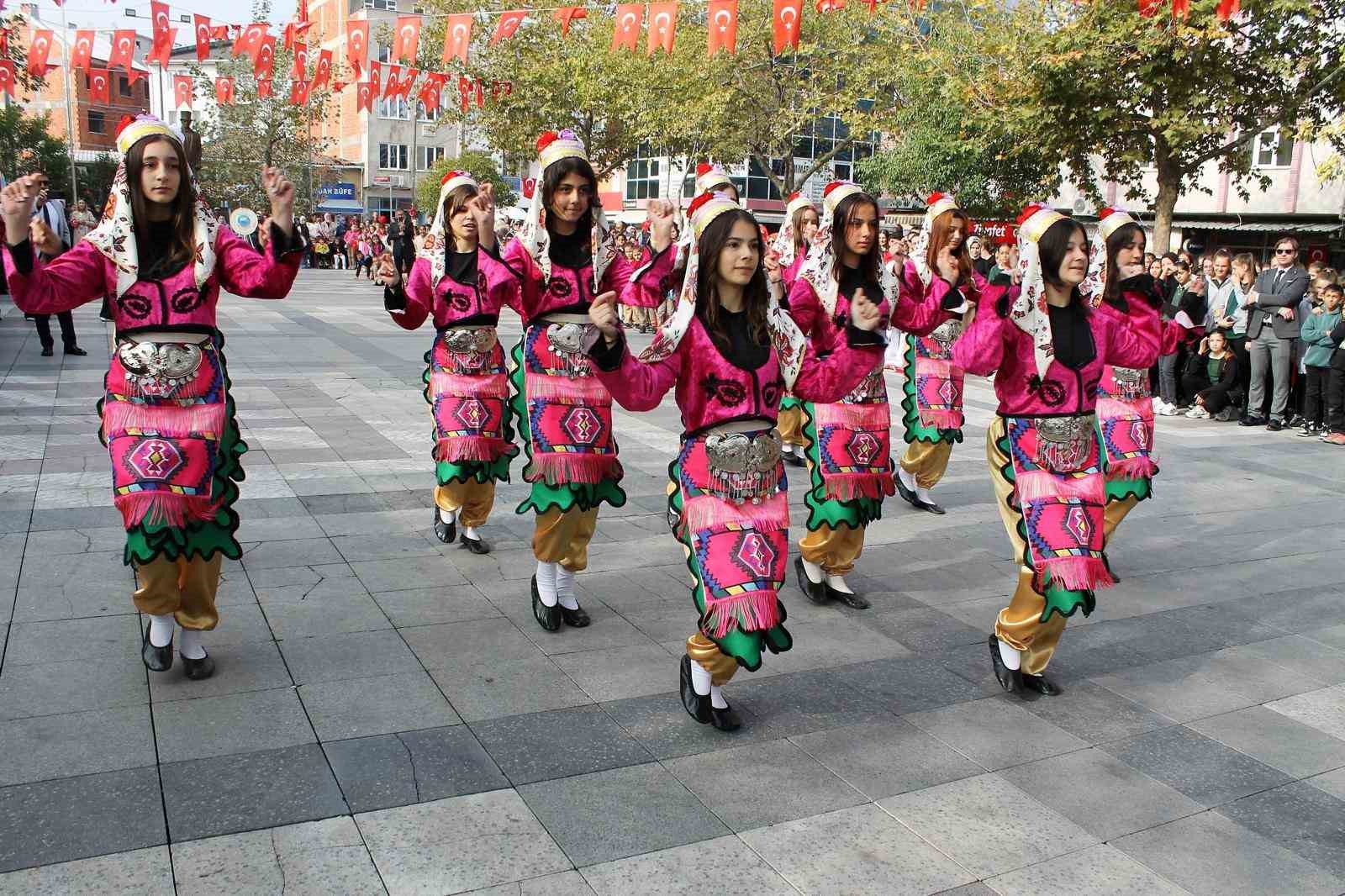 Cumhuriyet Bayramı Manyas’ta törenlerle kutlandı
