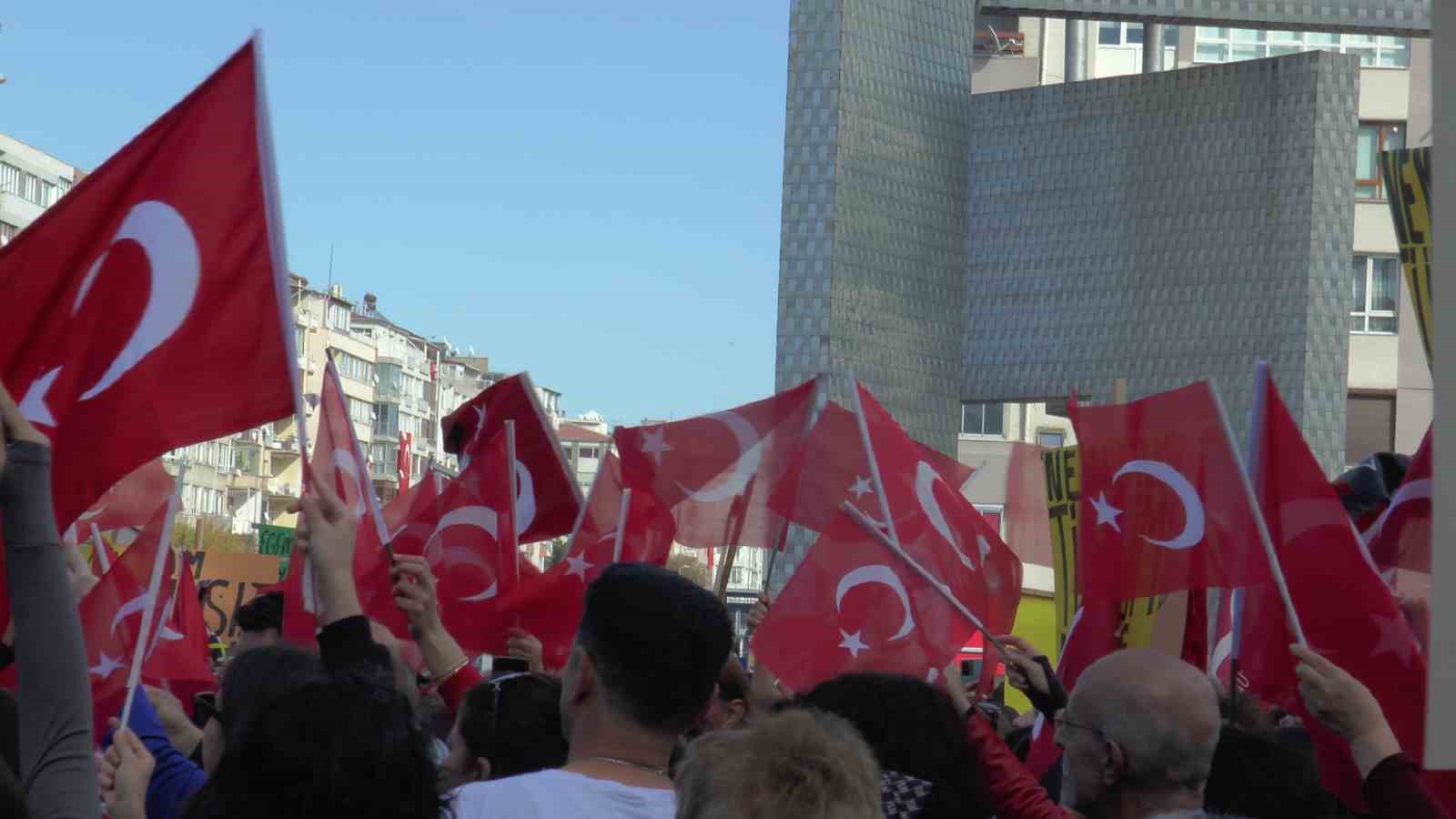 Vatandaşlardan ’Cumhuriyet Yürüyüşü’
