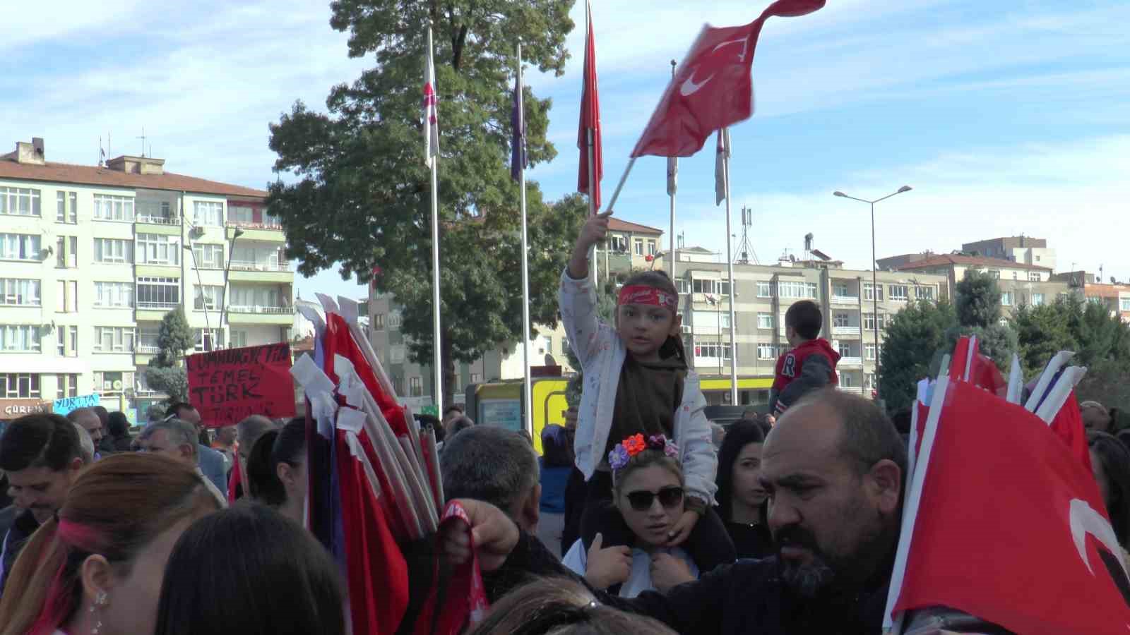 Vatandaşlardan ’Cumhuriyet Yürüyüşü’
