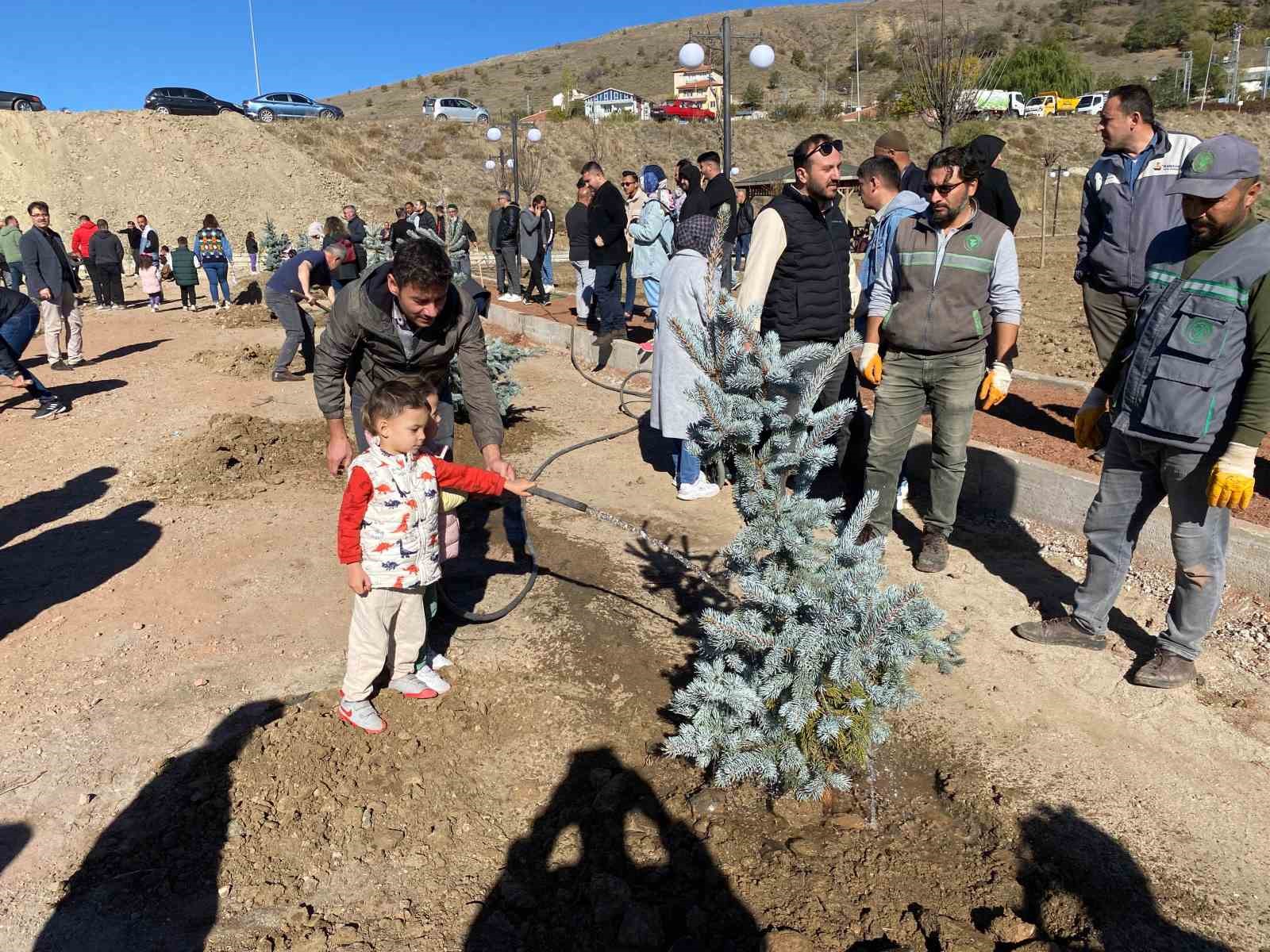 Yozgat’ta bozkır ağaçlandırıldı
