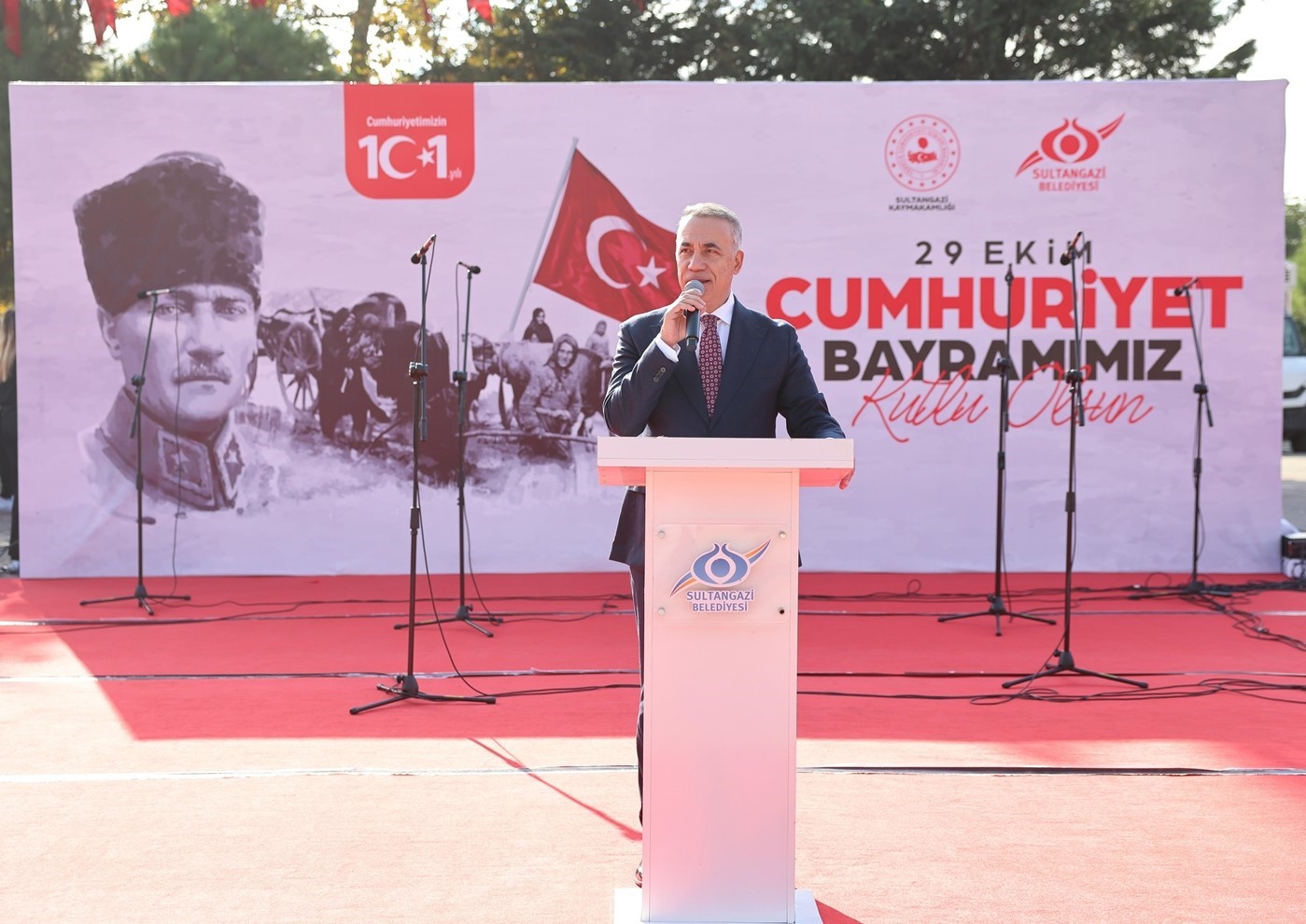 Sultangazi’de Cumhuriyet Bayramı coşkuyla kutlandı
