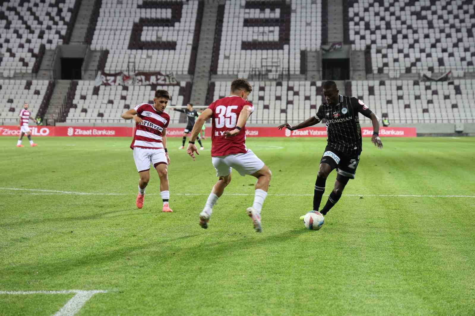 Ziraat Türkiye Kupası: 23 Elazığ FK: 0 - Konyaspor: 4
