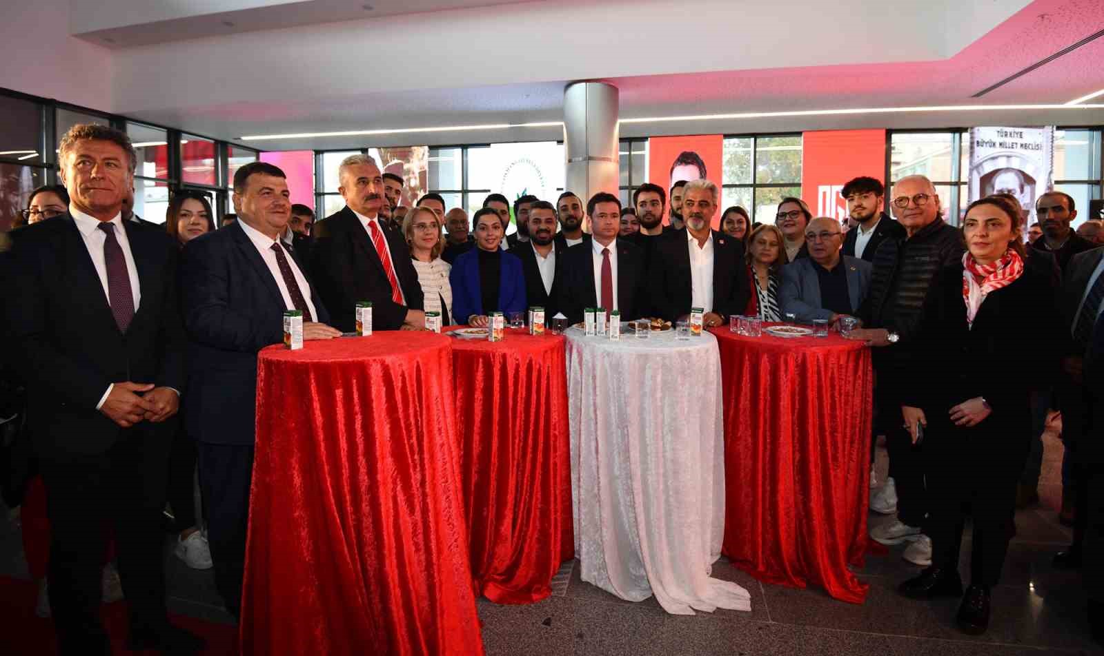 Osmangazi Gösteri Merkezi ve Nikah Evi açıldı
