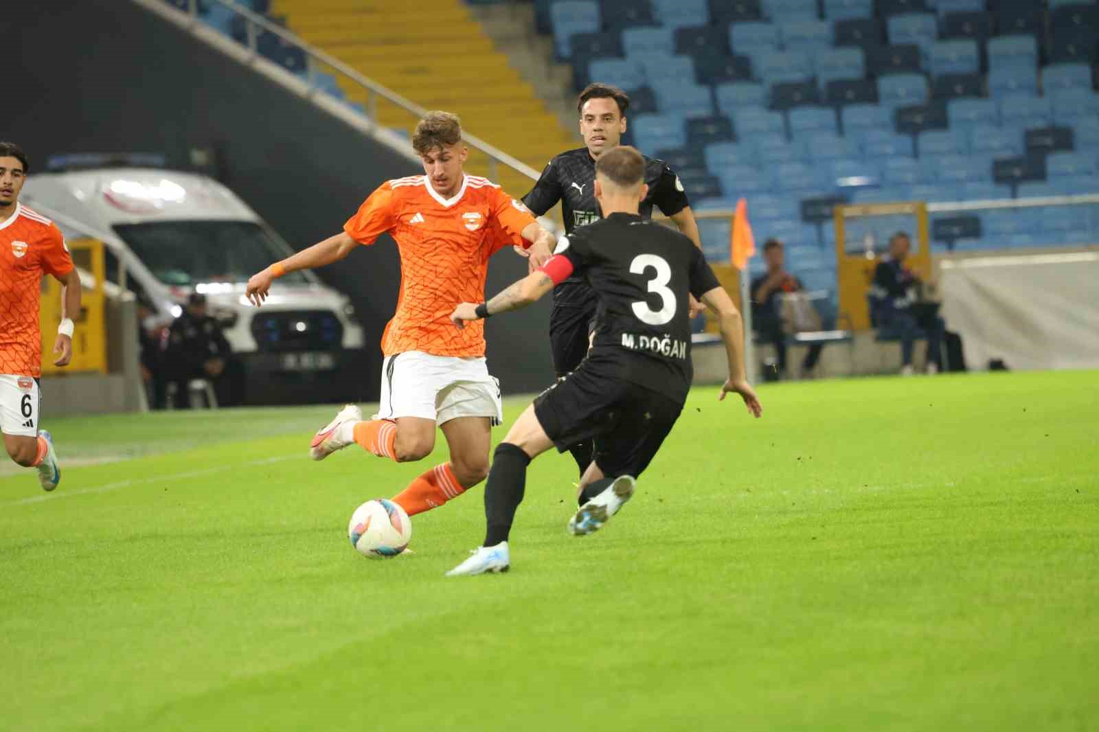 Ziraat Türkiye Kupası: Adanaspor: 1 - Çorluspor 1947: 2
