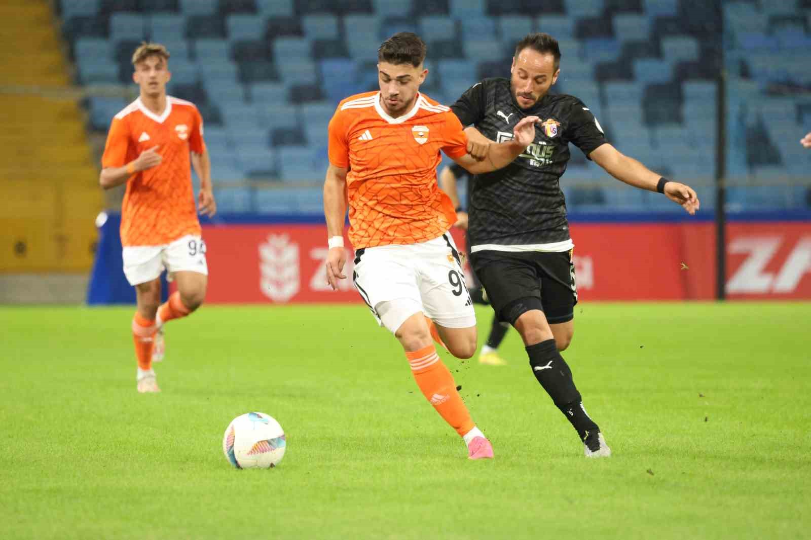 Ziraat Türkiye Kupası: Adanaspor: 1 - Çorluspor 1947: 2
