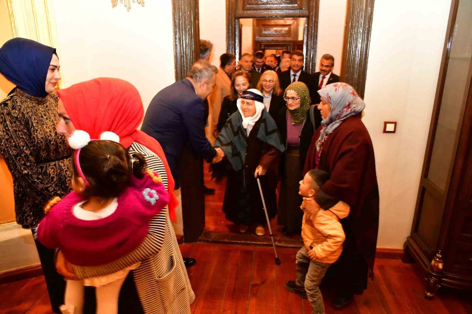 Ardahan’da Cumhuriyet Bayramı kabul töreni düzenlendi
