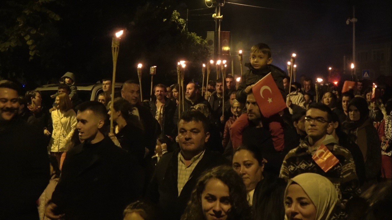 Halk bandosu ilk gösterisini Fener Alayı’nda sergiledi
