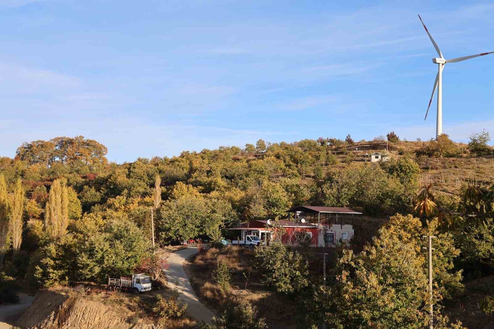 Aydın dağlarındaki sonbahar manzaraları mest ediyor
