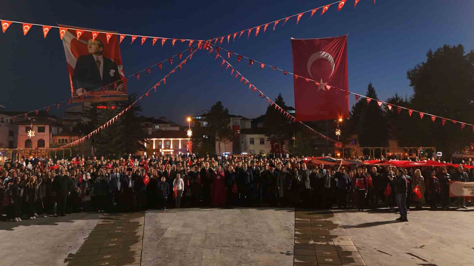 Bozüyük’te “Cumhuriyet Yürüyüşü” yapıldı
