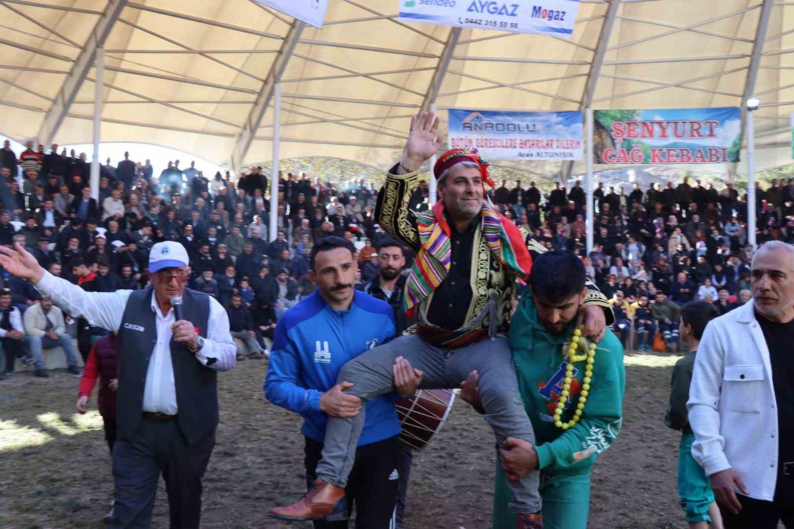 Uzundere’de karakucak heyecanı
