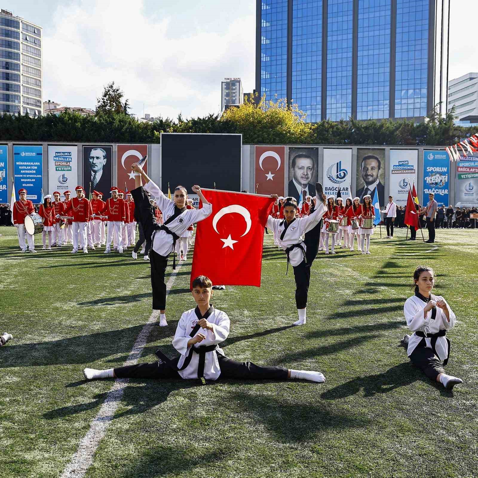 Bağcılar’da Cumhuriyet Bayramı coşkusu
