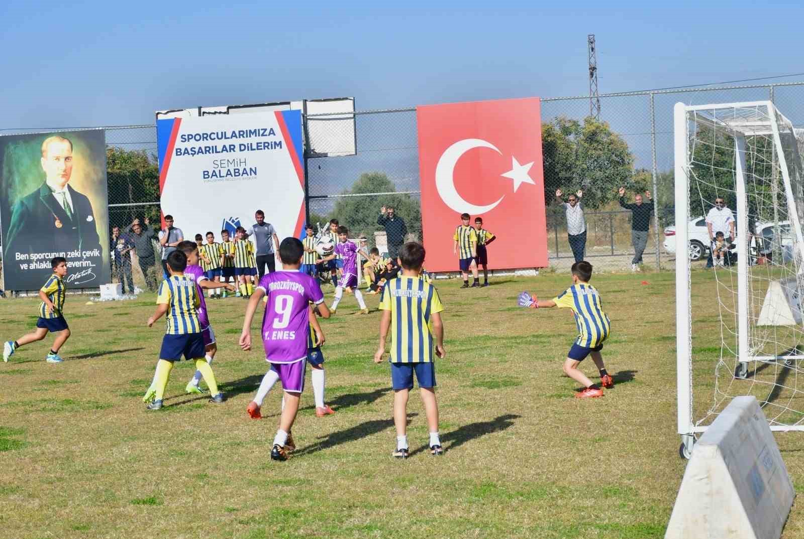 Yunusemre’de 29 Ekim Futbol Turnuvası tamamlandı
