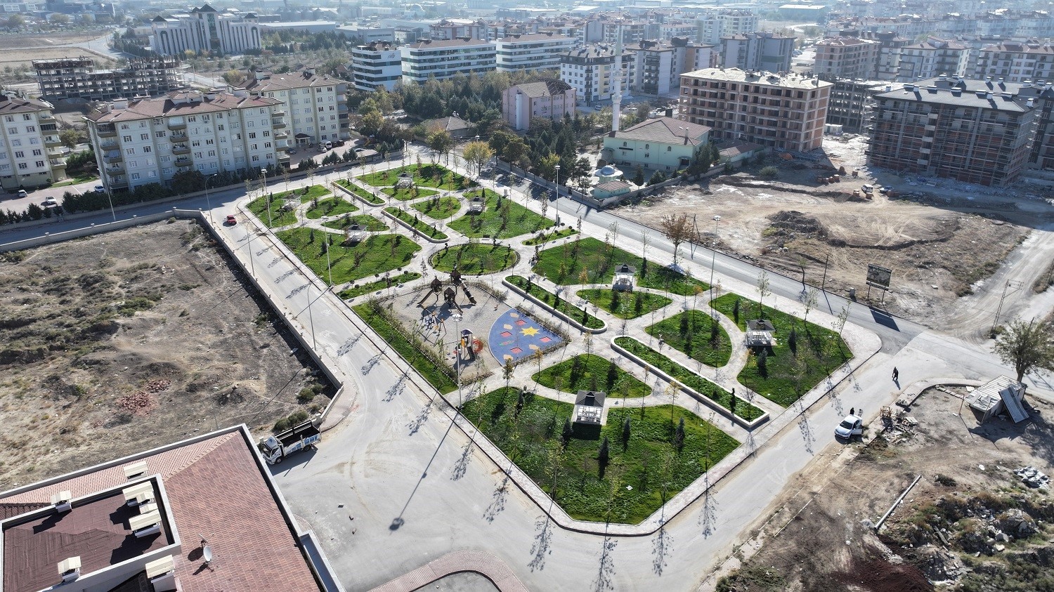 Karatay’ın çehresini değiştiren projeler sürüyor
