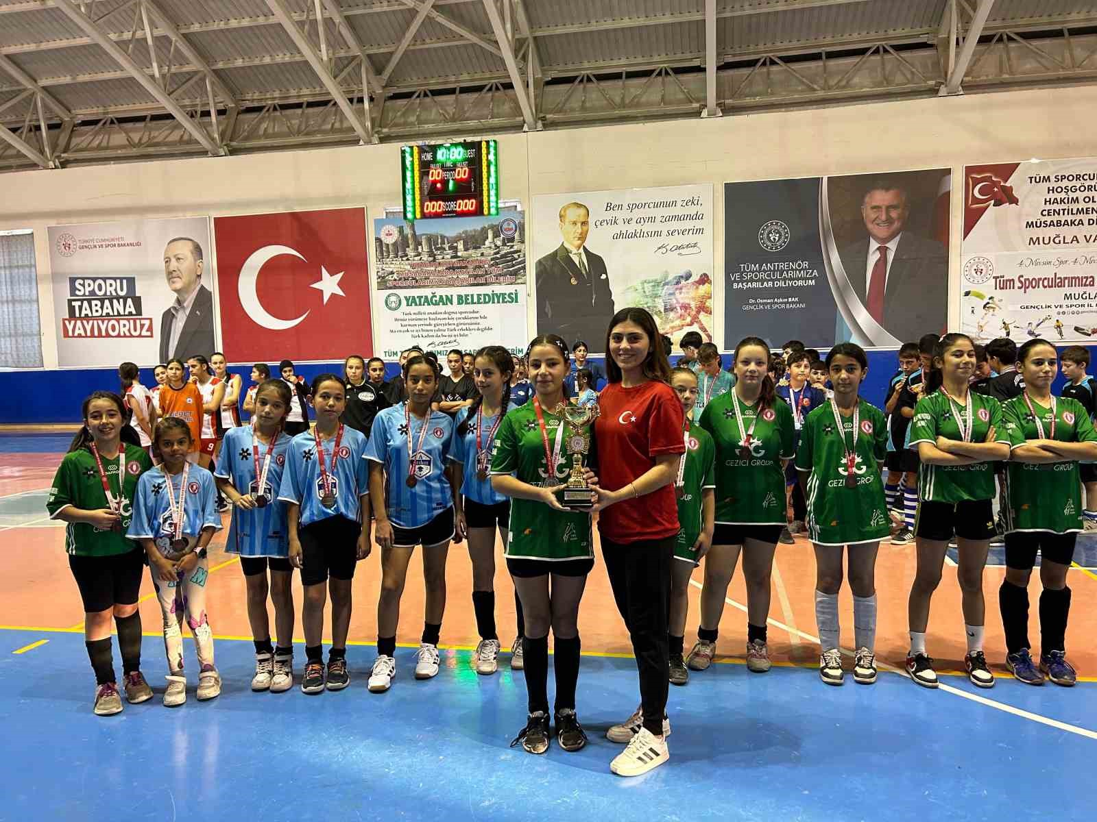 Yatağan’da U16 Hokey Muğla il birinciliği müsabakaları gerçekleştirildi
