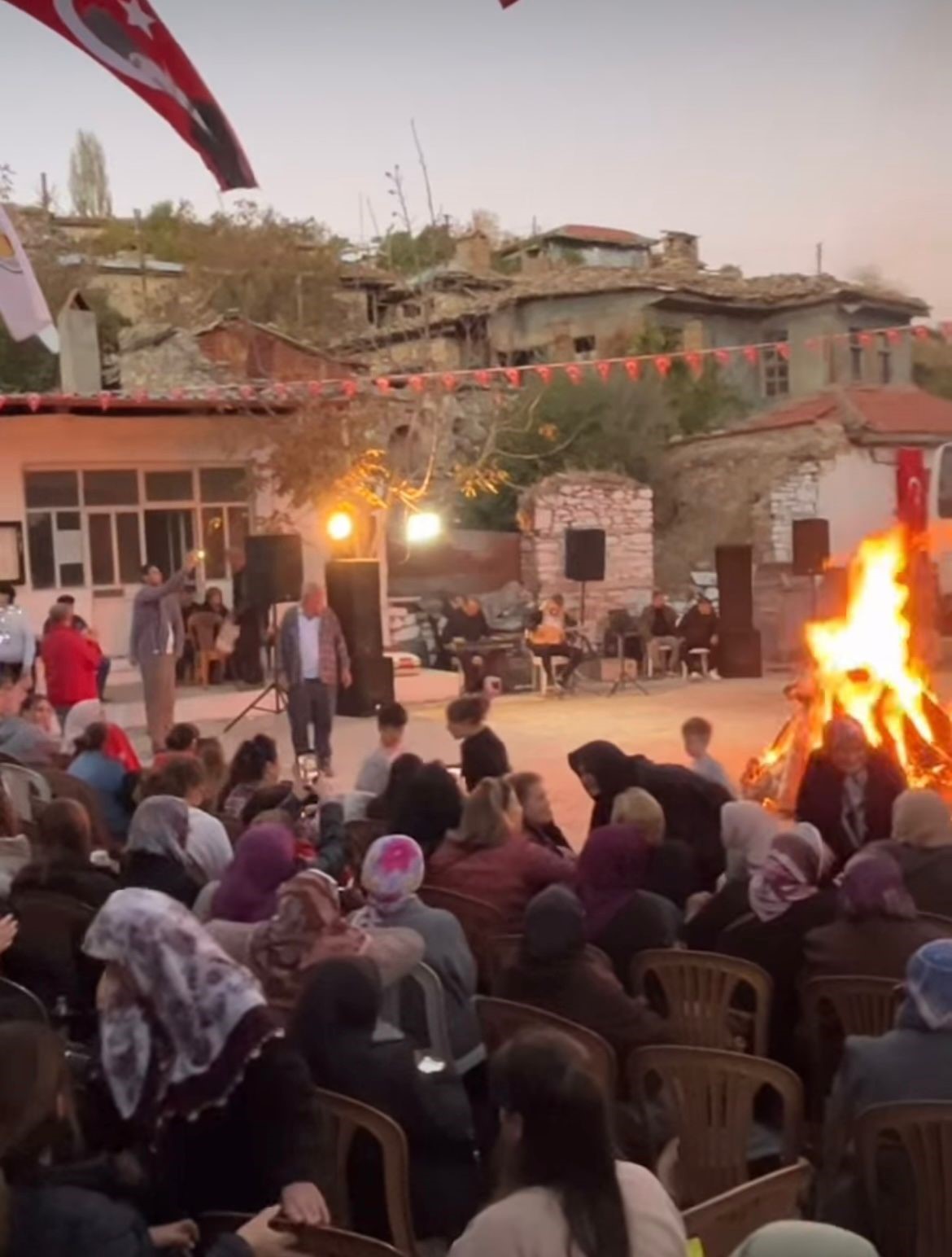 Hisarlılar Cumhuriyet coşkusunu geleneksel etkinliklerle yaşattı
