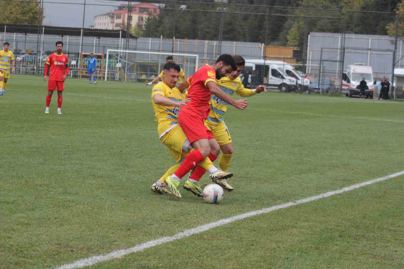 Ziraat Türkiye Kupası: Belediye Derincespor: 0 - Tire 2021 FK: 1
