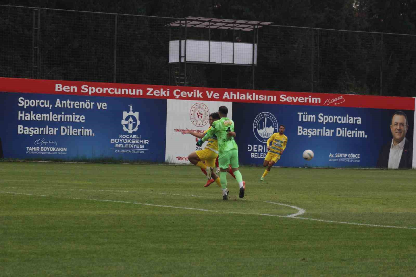 Ziraat Türkiye Kupası: Belediye Derincespor: 0 - Tire 2021 FK: 1
