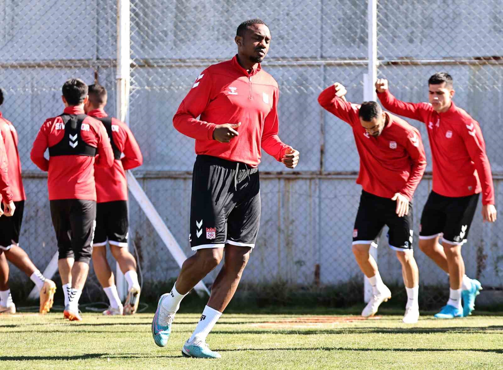 Sivasspor, Çaykur Rizespor maçı hazırlıklarını sürdürdü
