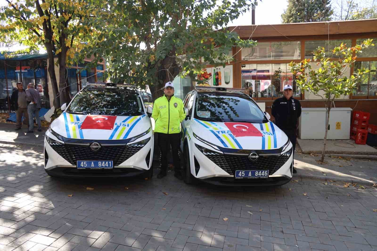 Gördes İlçe Emniyetine 4 yeni araç daha katıldı
