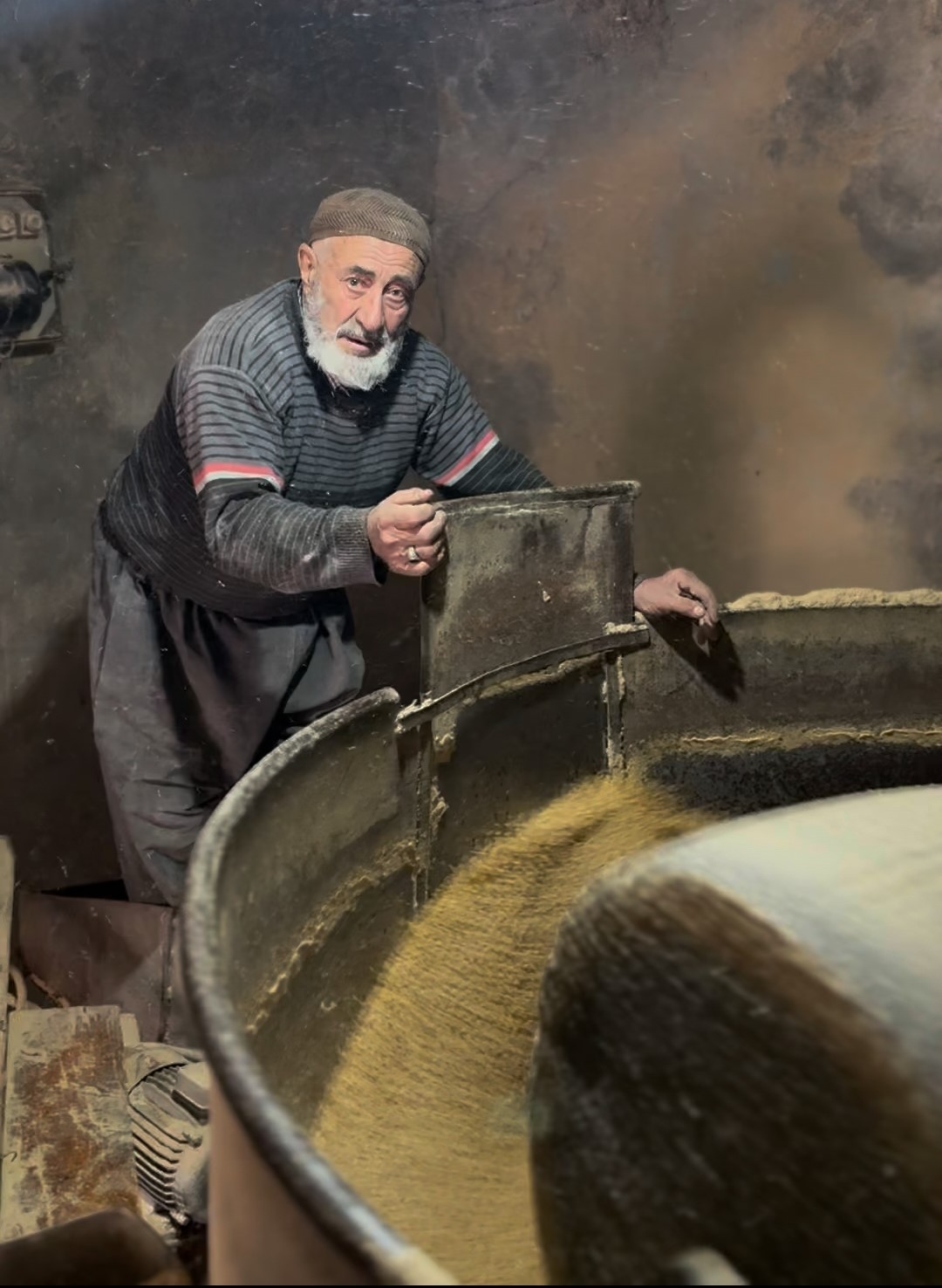 Taş değirmenden çıkan un ve bulgurun lezzeti çok farklı oluyor
