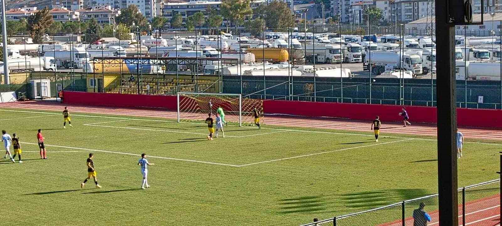 Türkiye Kupası: Aliağaspor FK: 2 - Anadolu Üniversitesi: 3
